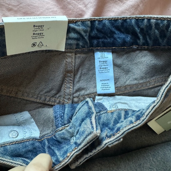 H&M high rise baggy Jeans - Picture 2 of 3